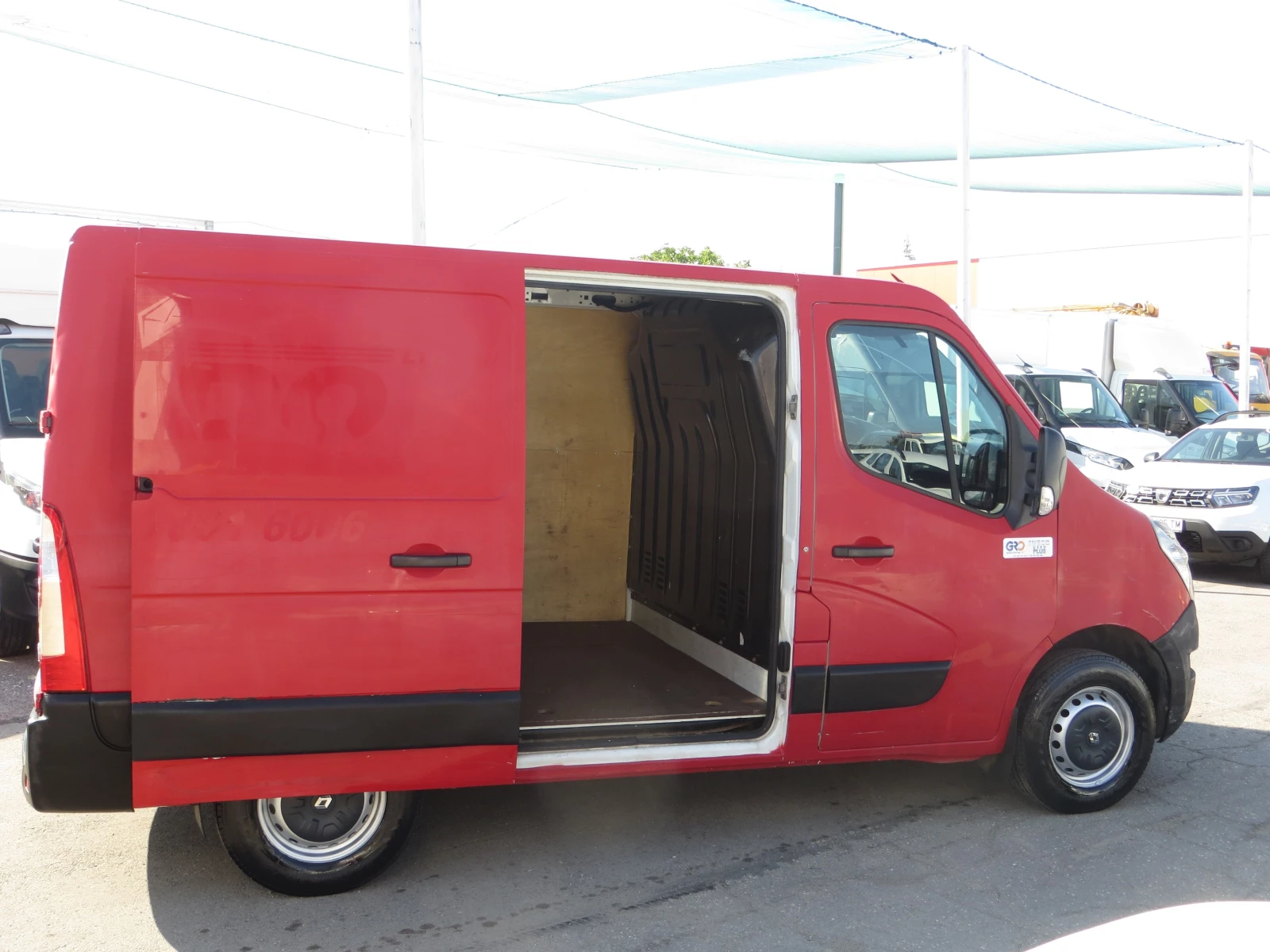 Renault Master 2, 3 DCI, снимка 13 - Бусове и автобуси - 55377788