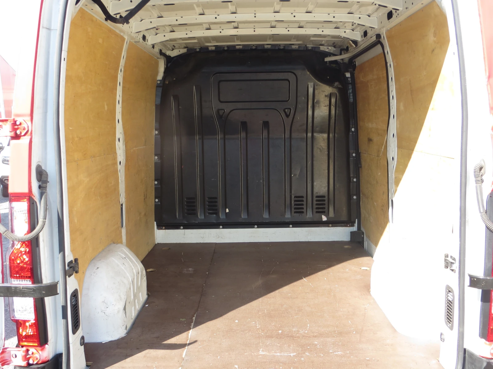 Renault Master 2, 3 DCI, снимка 16 - Бусове и автобуси - 55377788
