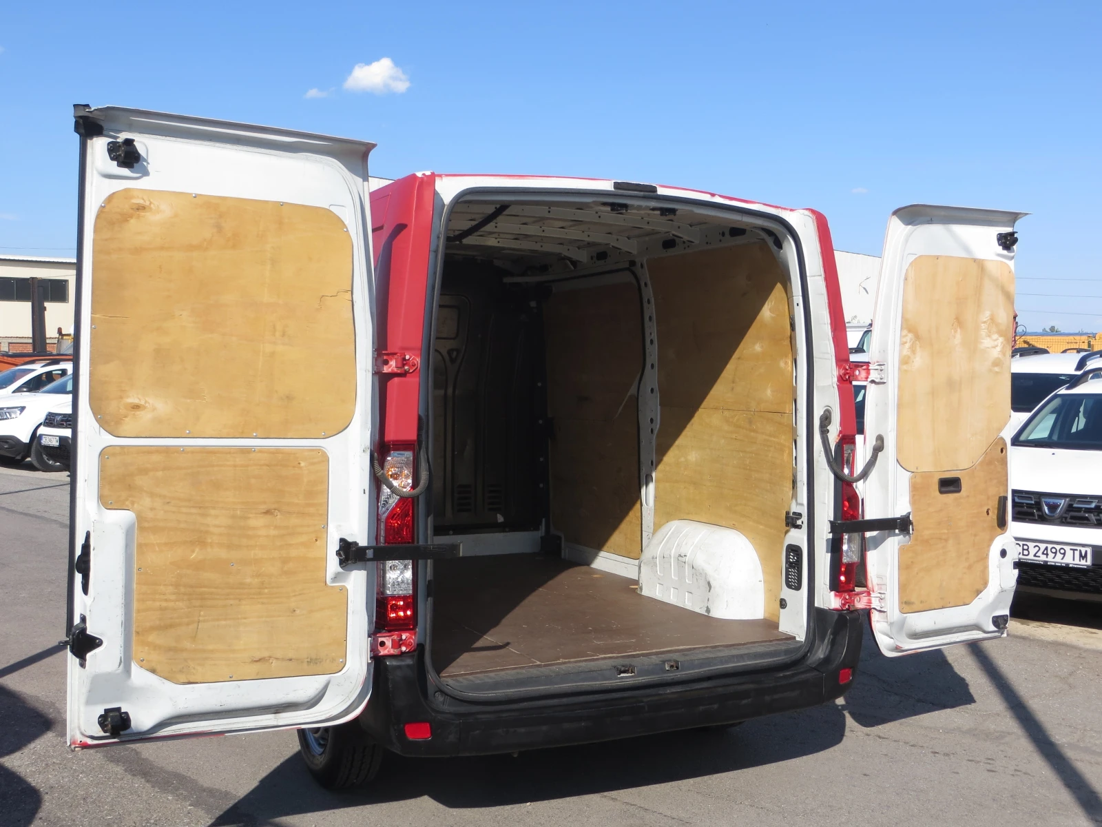 Renault Master 2, 3 DCI, снимка 15 - Бусове и автобуси - 55377788
