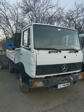     Mercedes-Benz 814   