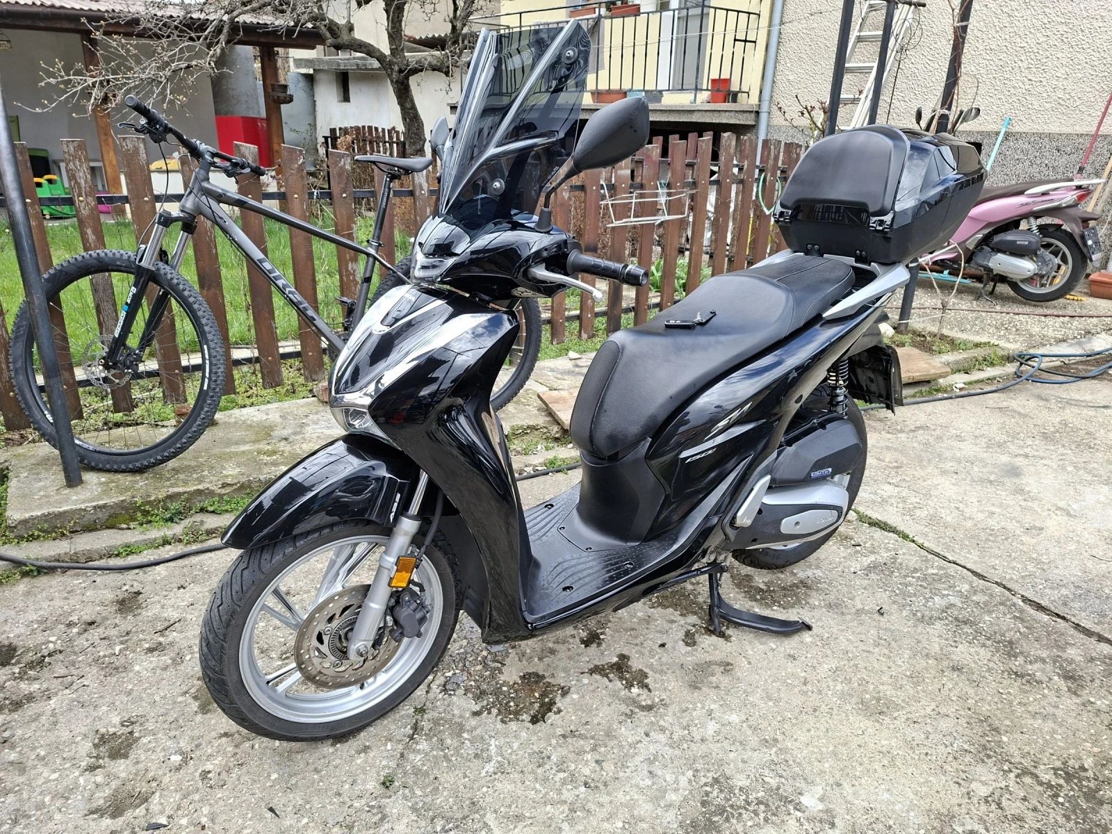 Honda Sh Топа на топа уникално моторче 150ie  PROMO, снимка 14 - Мотоциклети и мототехника - 54090124