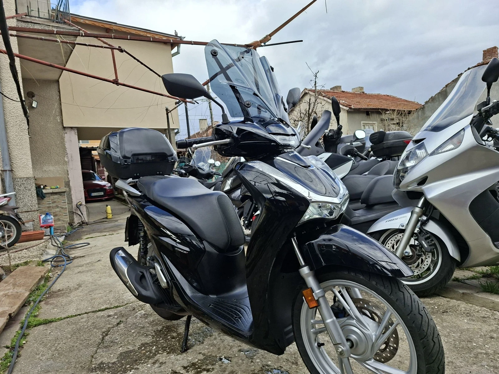 Honda Sh Топа на топа уникално моторче 150ie  PROMO