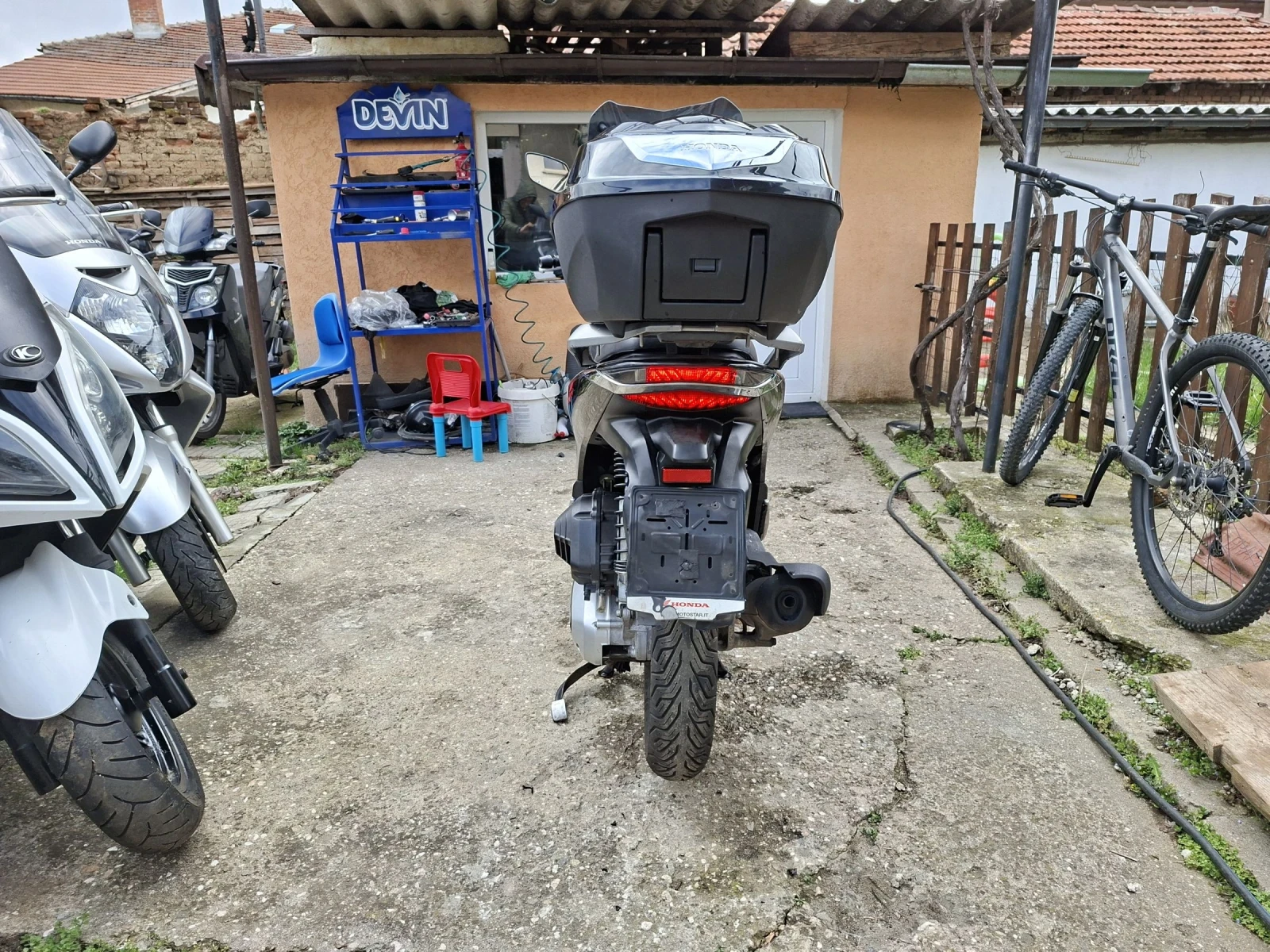 Honda Sh Топа на топа уникално моторче 150ie  PROMO, снимка 6 - Мотоциклети и мототехника - 54090124