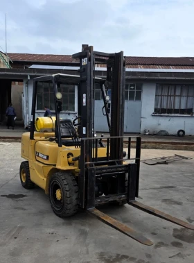 ������� Cat | Mobile.bg � ����� ������ 6