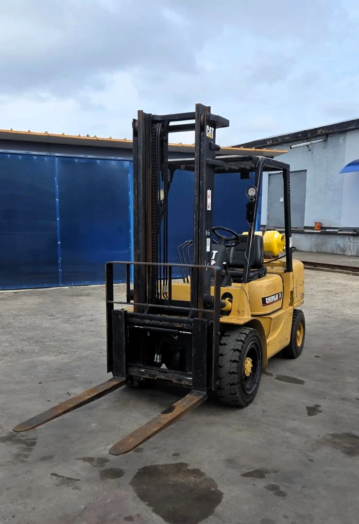 ������� Cat | Mobile.bg � ����������� 11