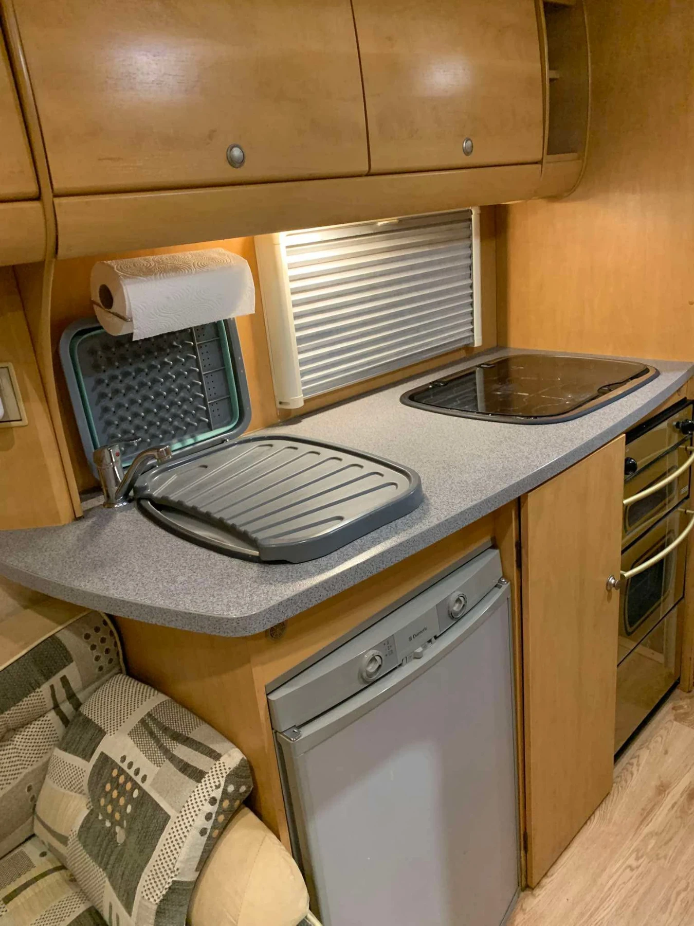 Каравана Bailey Senator 6 Wyoming, снимка 4 - Каравани и кемпери - 56047095
