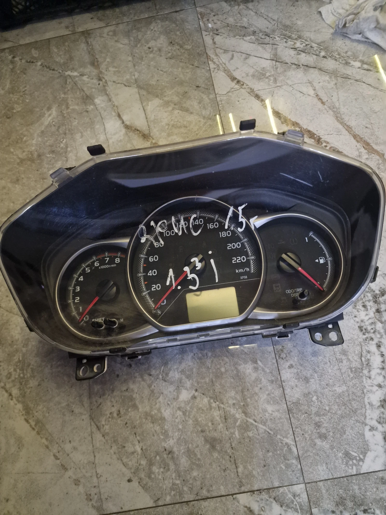 83800-0U2702 MB157560-7574 километраж DENSO за TOYOTA YARIS 2015г.1.3i