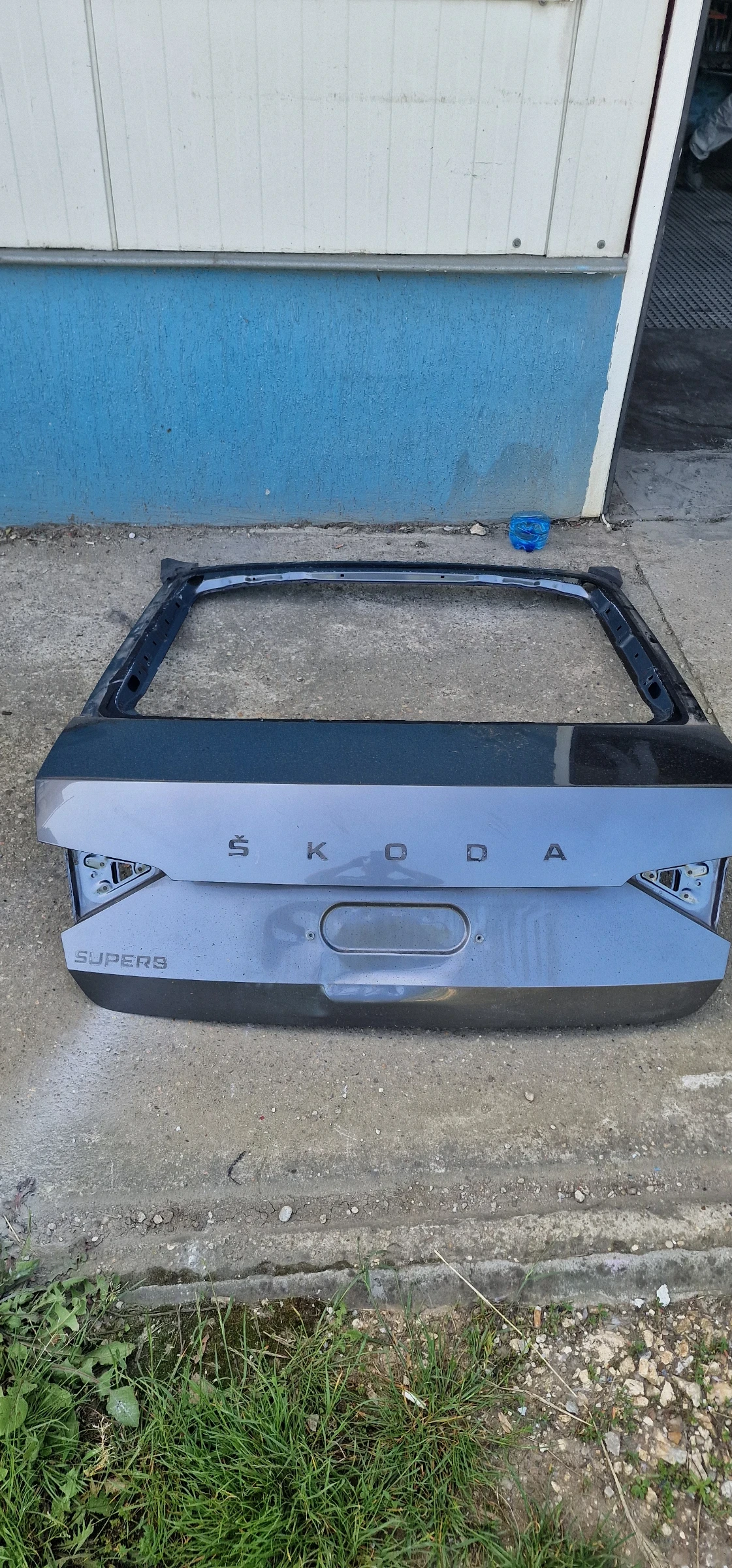 Задна броня и капак, снимка 5 - Части - 54016718