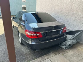 Mercedes-Benz E 500 Mercedes E500 4Matic AMG Pack LPG + Зимни гуми , снимка 3