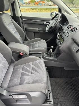 VW Touran 2.0TDI* Германия* Панорама* Топ* 6ск* 140кс* , снимка 11