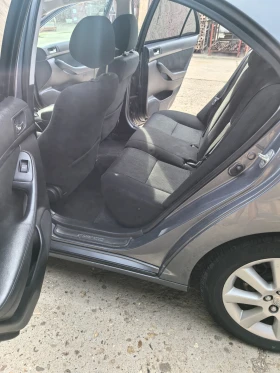 Обява за продажба на Toyota Avensis 1.8i 129к.с ~9 600 лв. - изображение 11