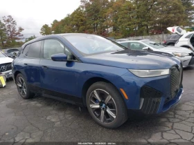 ������ BMW iX
