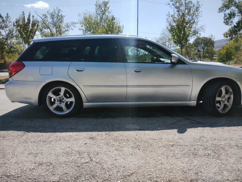 Subaru Legacy 2.5, снимка 7 - Автомобили и джипове - 47167276