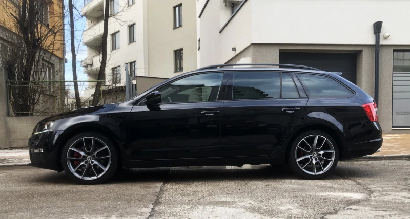 Skoda Octavia ШВЕЙЦАРИЯ!!! VRS!!! , снимка 4 - Автомобили и джипове - 48781724