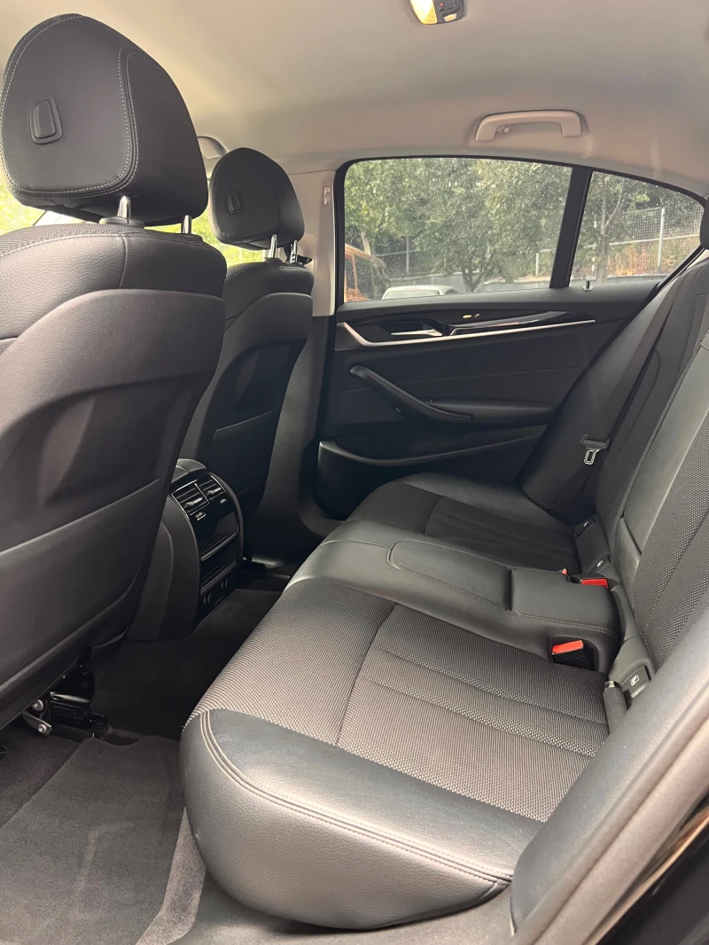 BMW 520, снимка 14 - Автомобили и джипове - 52338085