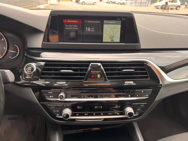 BMW 520, снимка 11 - Автомобили и джипове - 52338085