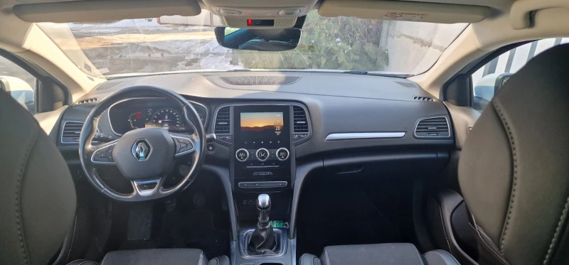 Renault Megane 1.3 l, снимка 10 - Автомобили и джипове - 51752884