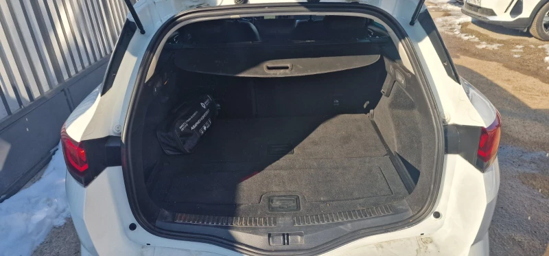 Renault Megane 1.3 l, снимка 7 - Автомобили и джипове - 51752884