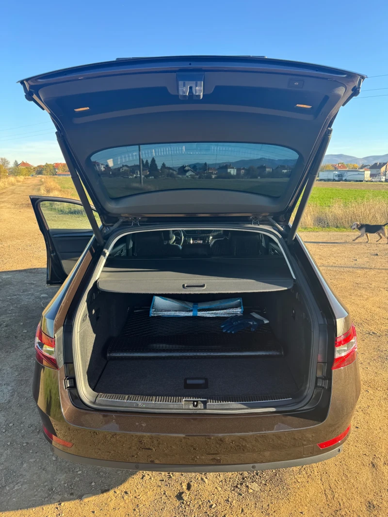 Skoda Superb, снимка 7 - Автомобили и джипове - 53275187