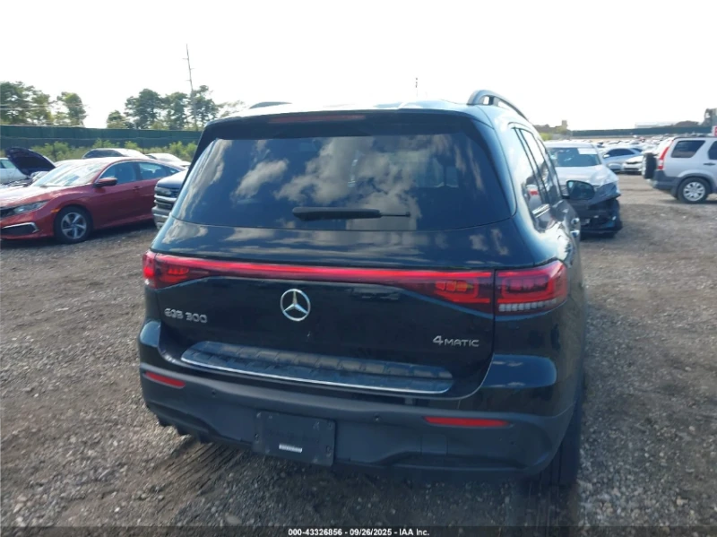 Mercedes-Benz EQB 300 / 4MATIC, снимка 5 - Автомобили и джипове - 52530269