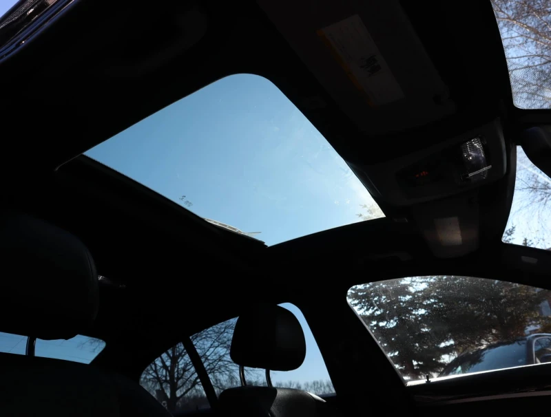 BMW 528 Luxury Line/PDC/Ambient/4xПодгрев/Камера, снимка 10 - Автомобили и джипове - 53166253