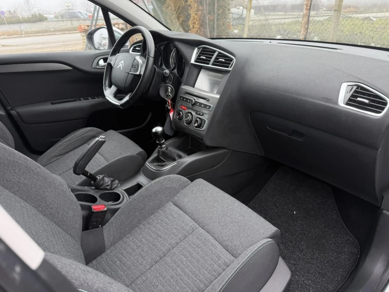 Citroen C4 1.6HDi-120к.с./Selection, снимка 9 - Автомобили и джипове - 53227389