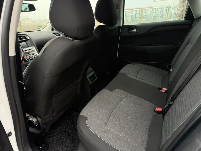 Citroen C4 1.6HDi-120к.с./Selection, снимка 10 - Автомобили и джипове - 53227389