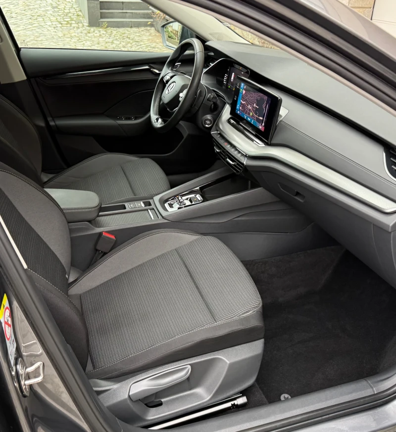 Skoda Octavia  2.0TDI 150kc DSG 2022 Digital_Cockpit, снимка 8 - Автомобили и джипове - 53363412