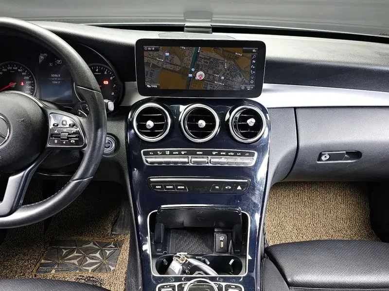 Mercedes-Benz C 200, снимка 14 - Автомобили и джипове - 55007283