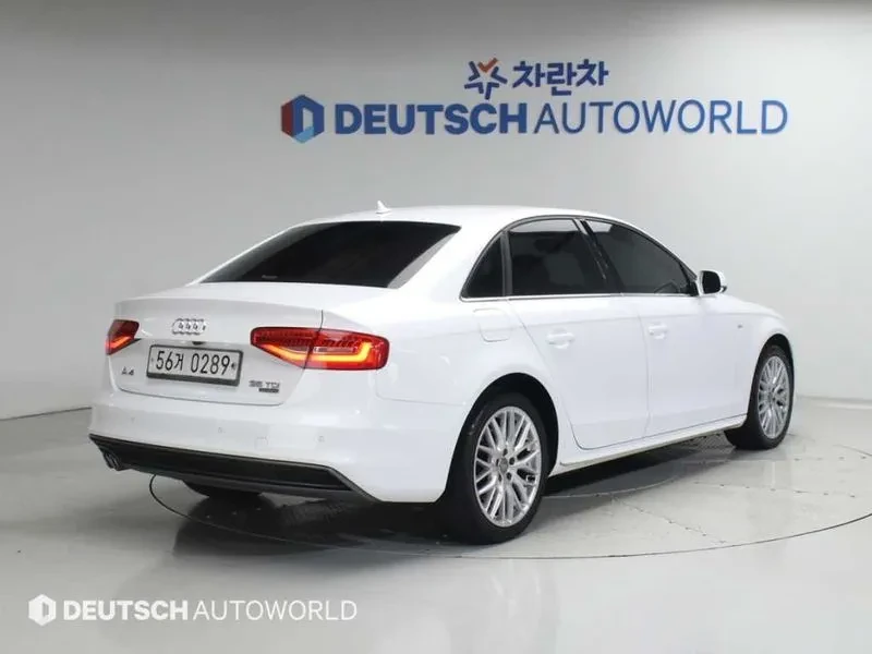 Audi A4 2.0 TDI Quattro - САМО 30% АВАНС, снимка 2 - Автомобили и джипове - 55487021