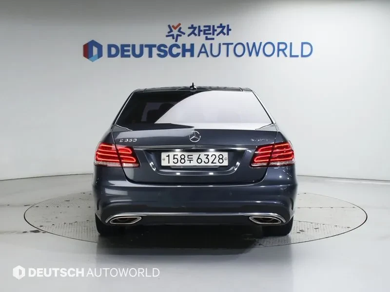 Mercedes-Benz E 350 Bluetec 4Matic, снимка 4 - Автомобили и джипове - 56736099