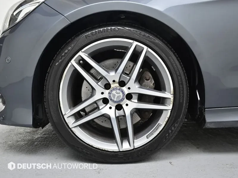 Mercedes-Benz E 350 Bluetec 4Matic, снимка 5 - Автомобили и джипове - 56736099