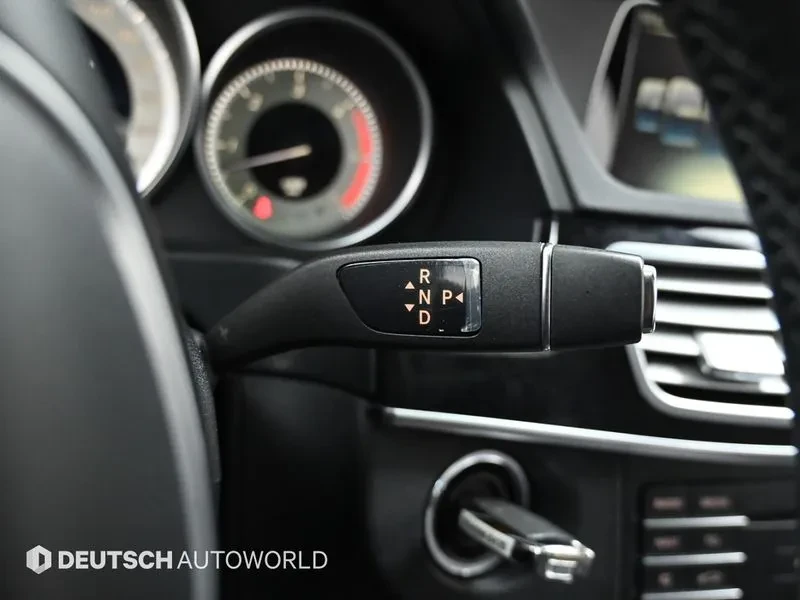 Mercedes-Benz E 350 Bluetec 4Matic, снимка 9 - Автомобили и джипове - 56736099