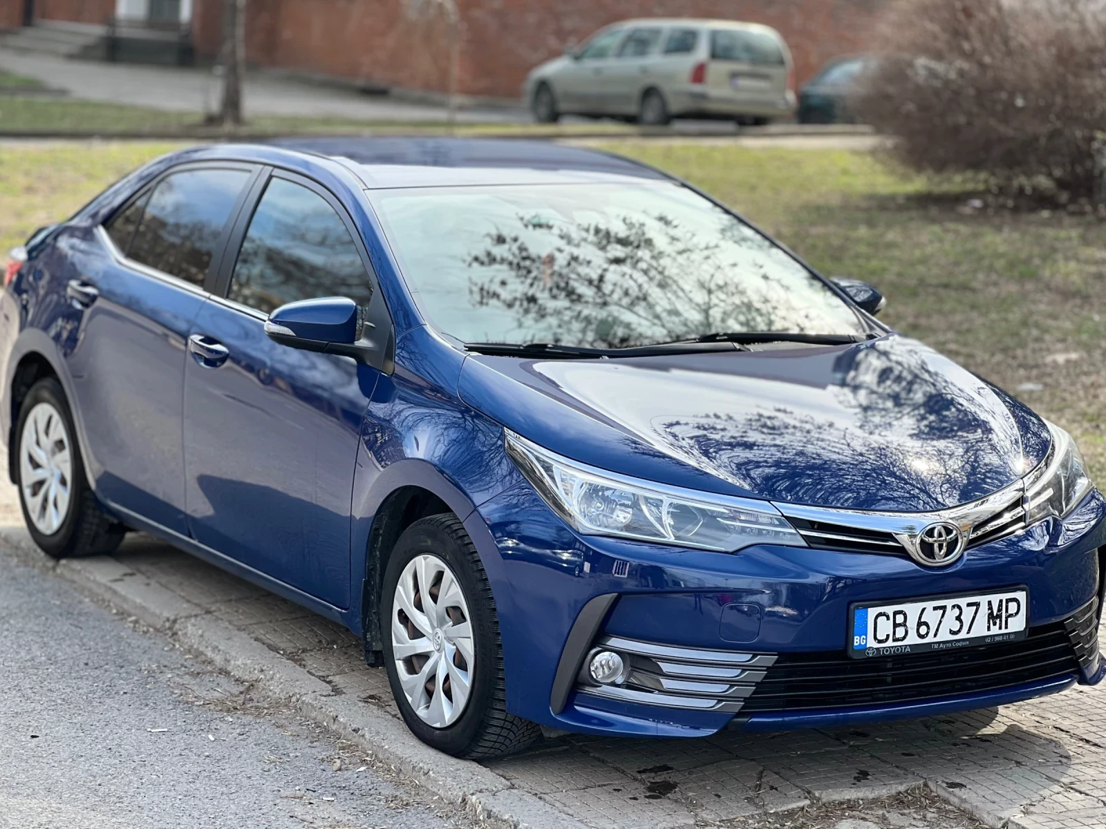 Toyota Corolla 1.33-99к.с. 6 скорости 114 к.км., снимка 1