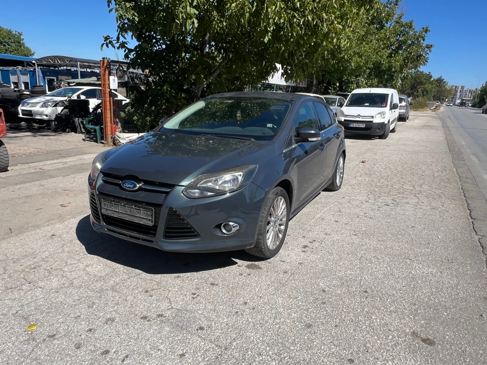 Ford Focus 1.6i Turbo, снимка 1