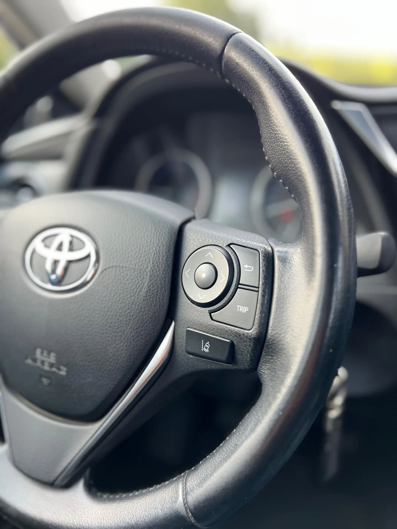 Toyota Corolla 1.33-99.. 6  114 .. | Mobile.bg   11