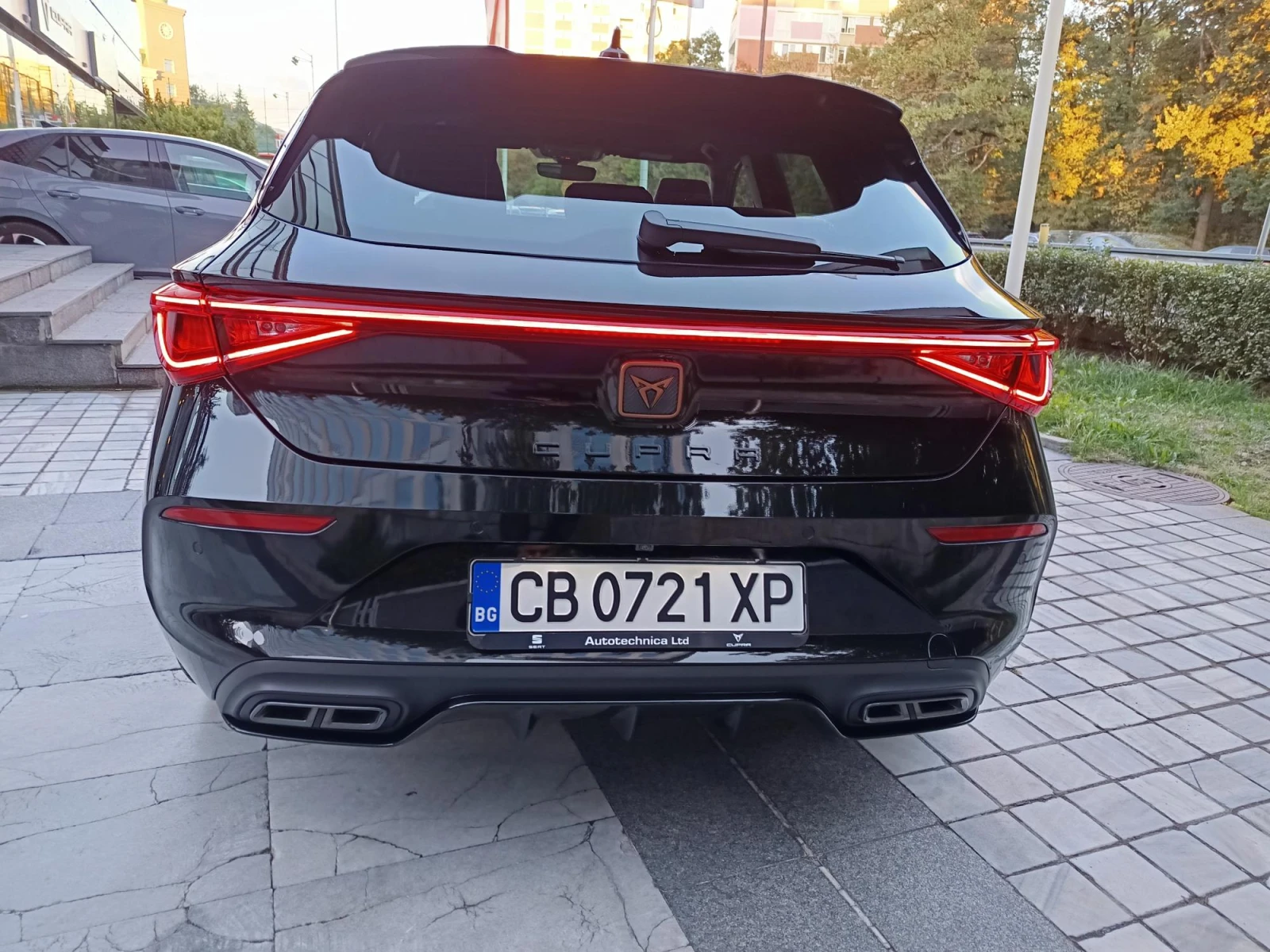 Cupra Leon mHEV 1.5 eTSI DSG - изображение 3