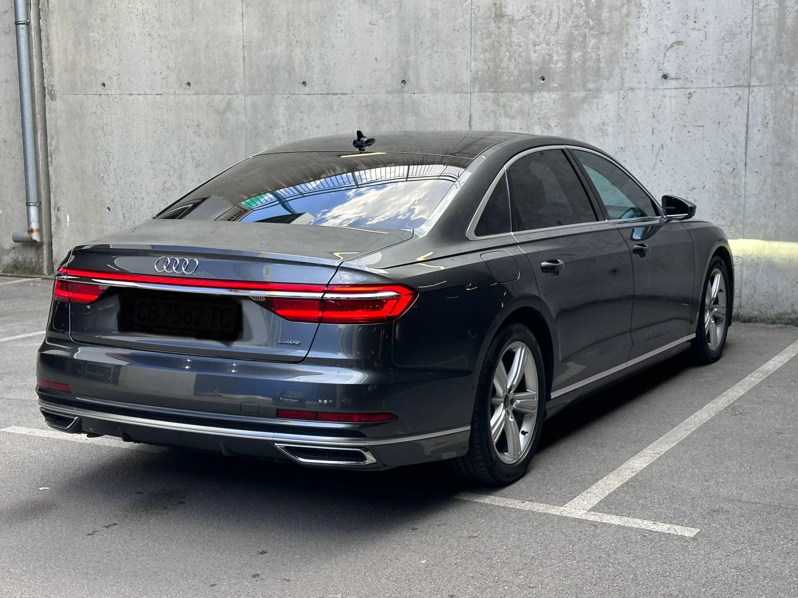 Audi A8 L 50 TDI Quattro B&O* Pano - изображение 6