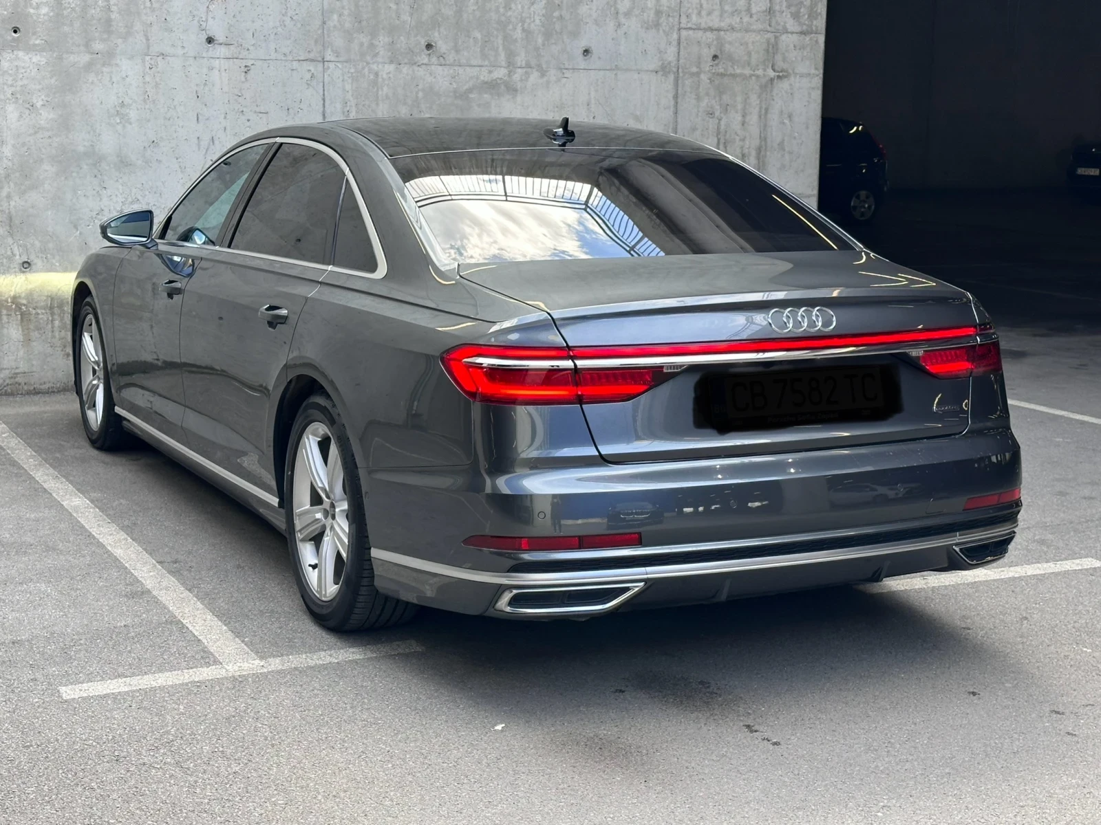 Audi A8 L 50 TDI Quattro B&O* Pano - изображение 4