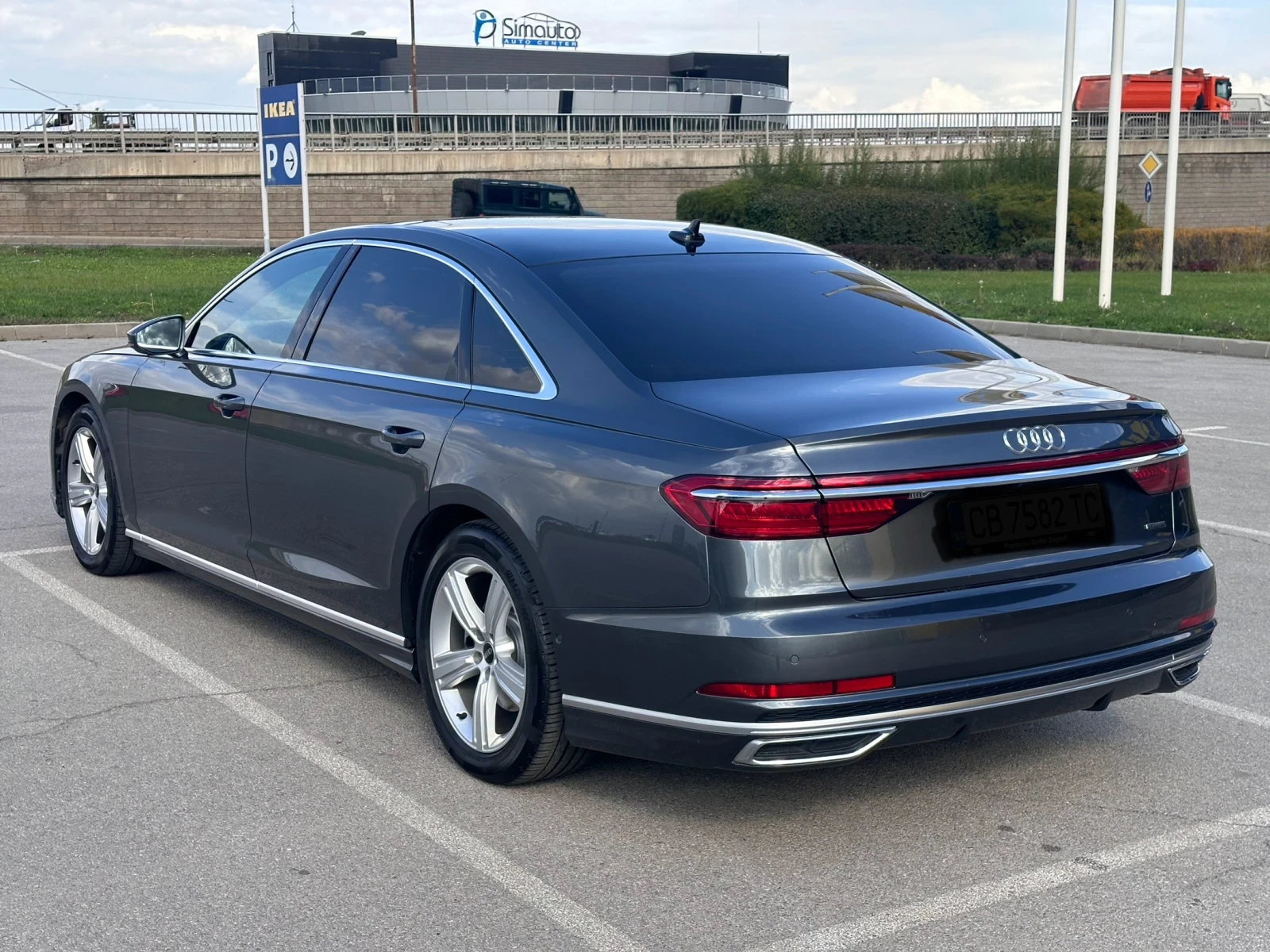 Audi A8 L 50 TDI Quattro B&O* Pano - изображение 8