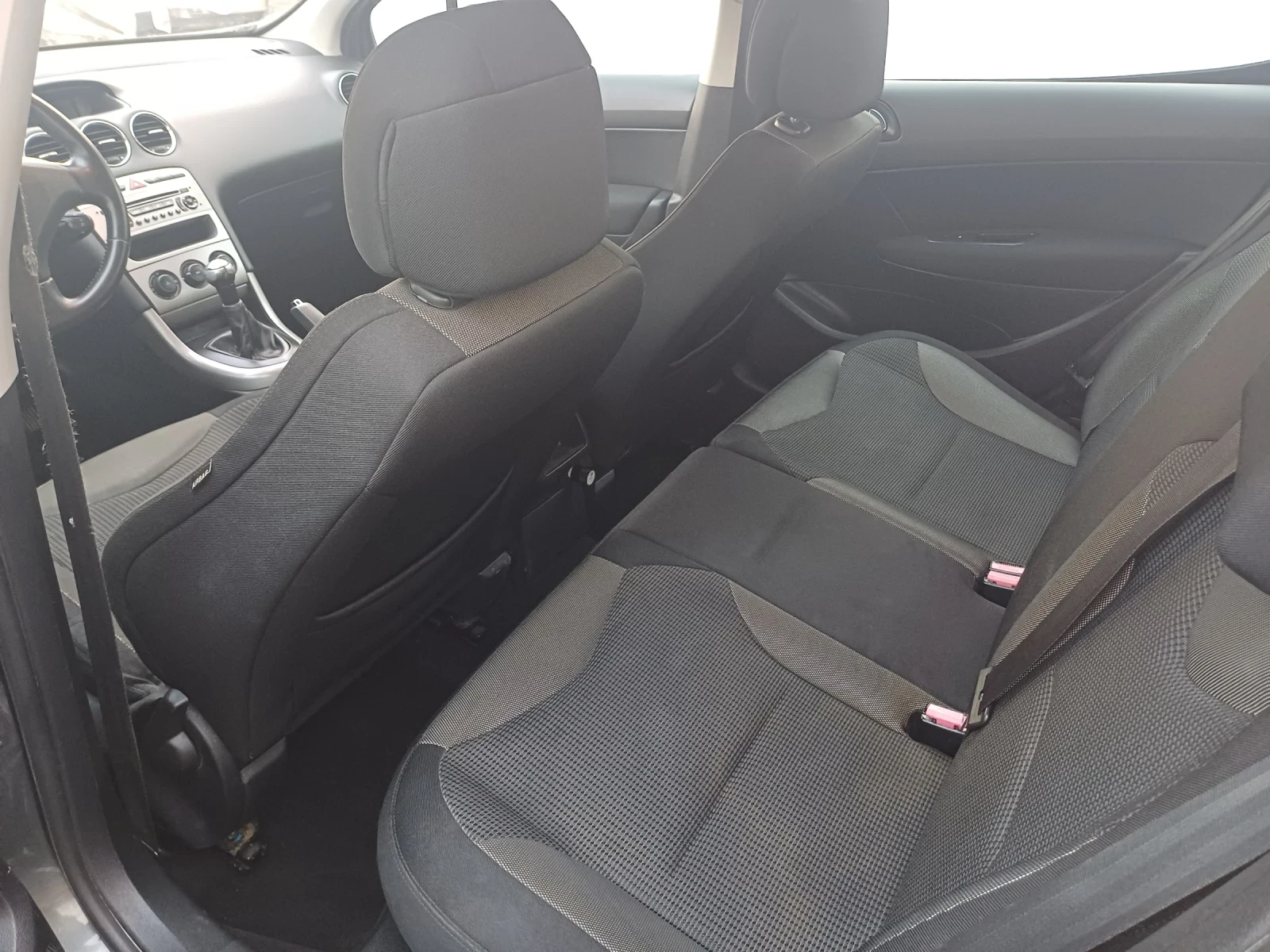 Peugeot 308 1.6, 120k.c.ГАЗ ИНЖ. - изображение 6