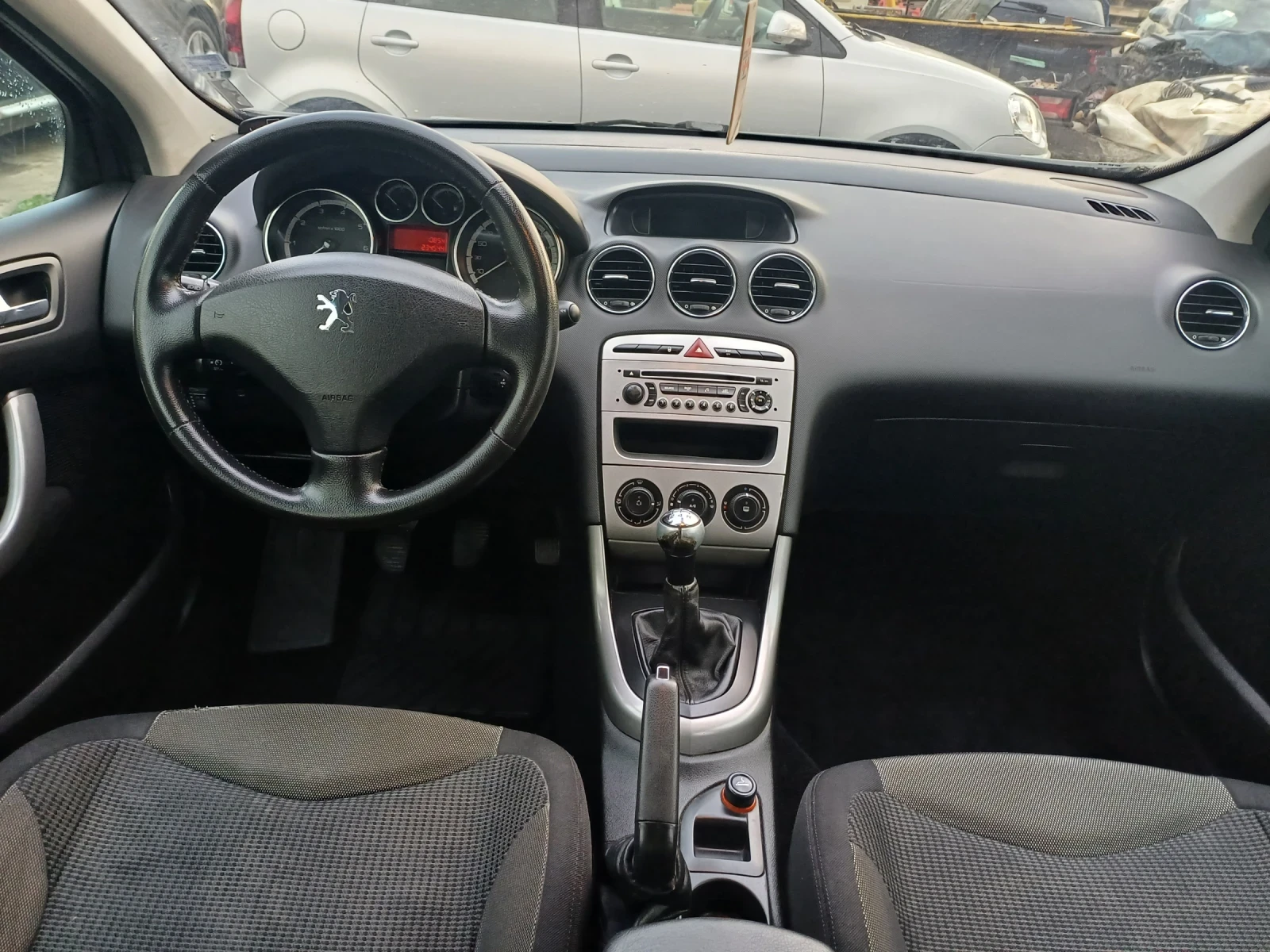 Peugeot 308 1.6, 120k.c.ГАЗ ИНЖ. - изображение 7