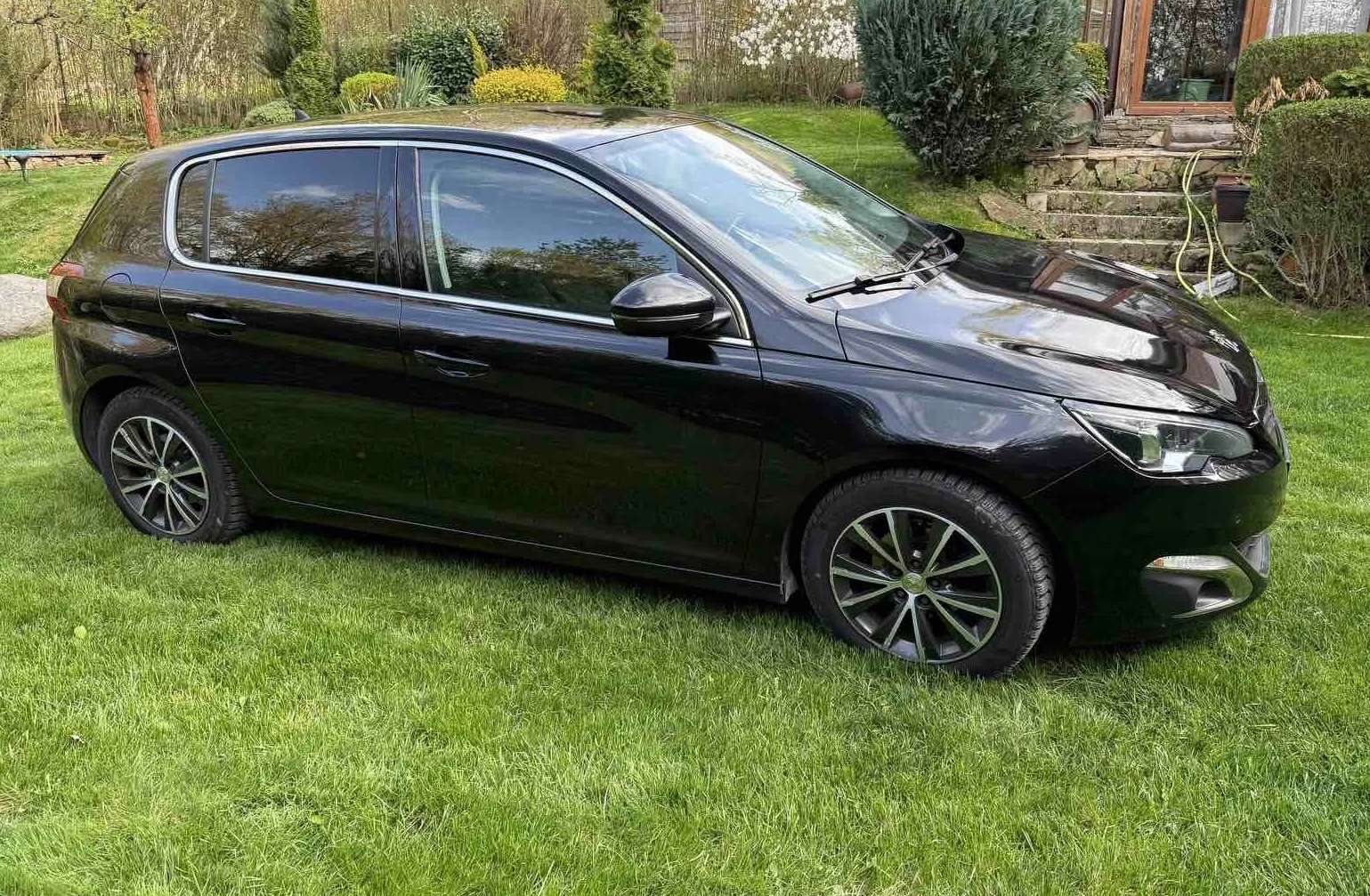 Peugeot 308 1.6 Blue HDI Allure - изображение 4