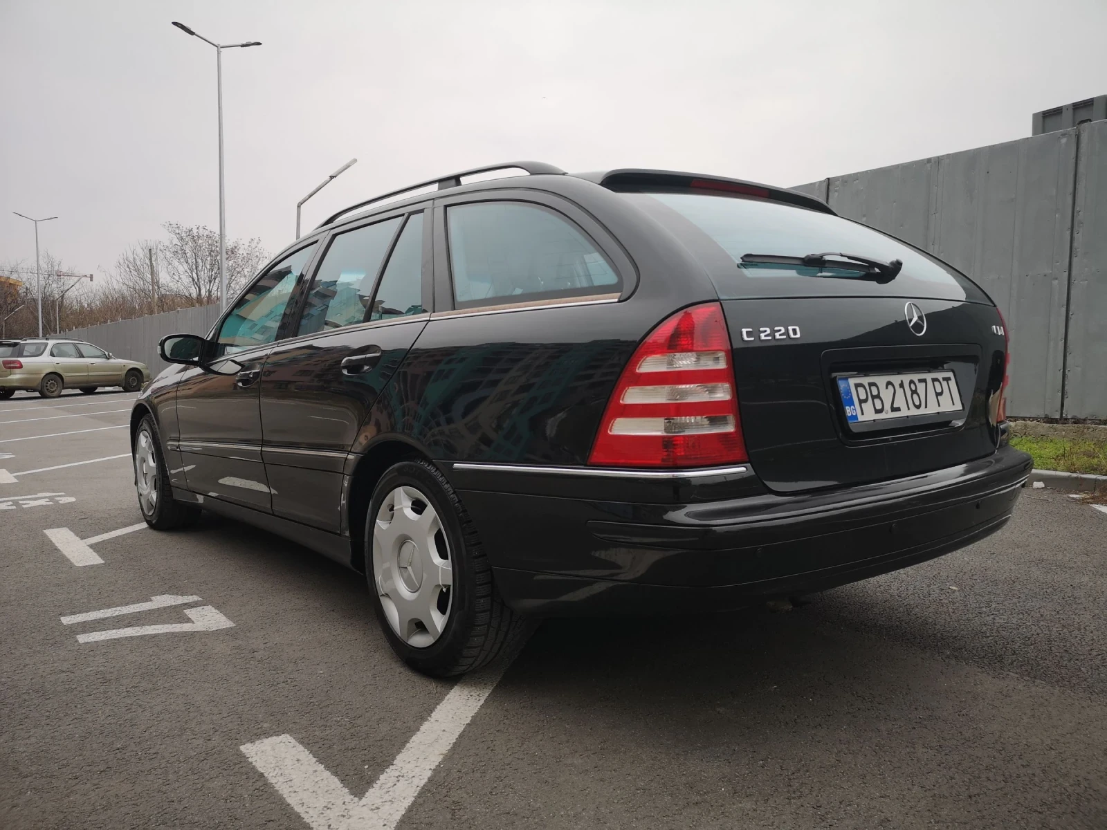 Mercedes-Benz C 220  - изображение 4