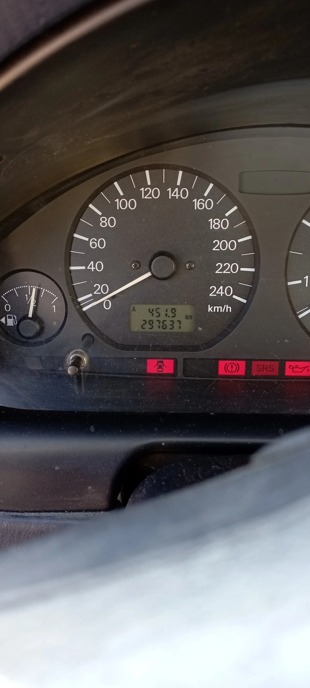 Mitsubishi Carisma 1, 9 ТД - изображение 6