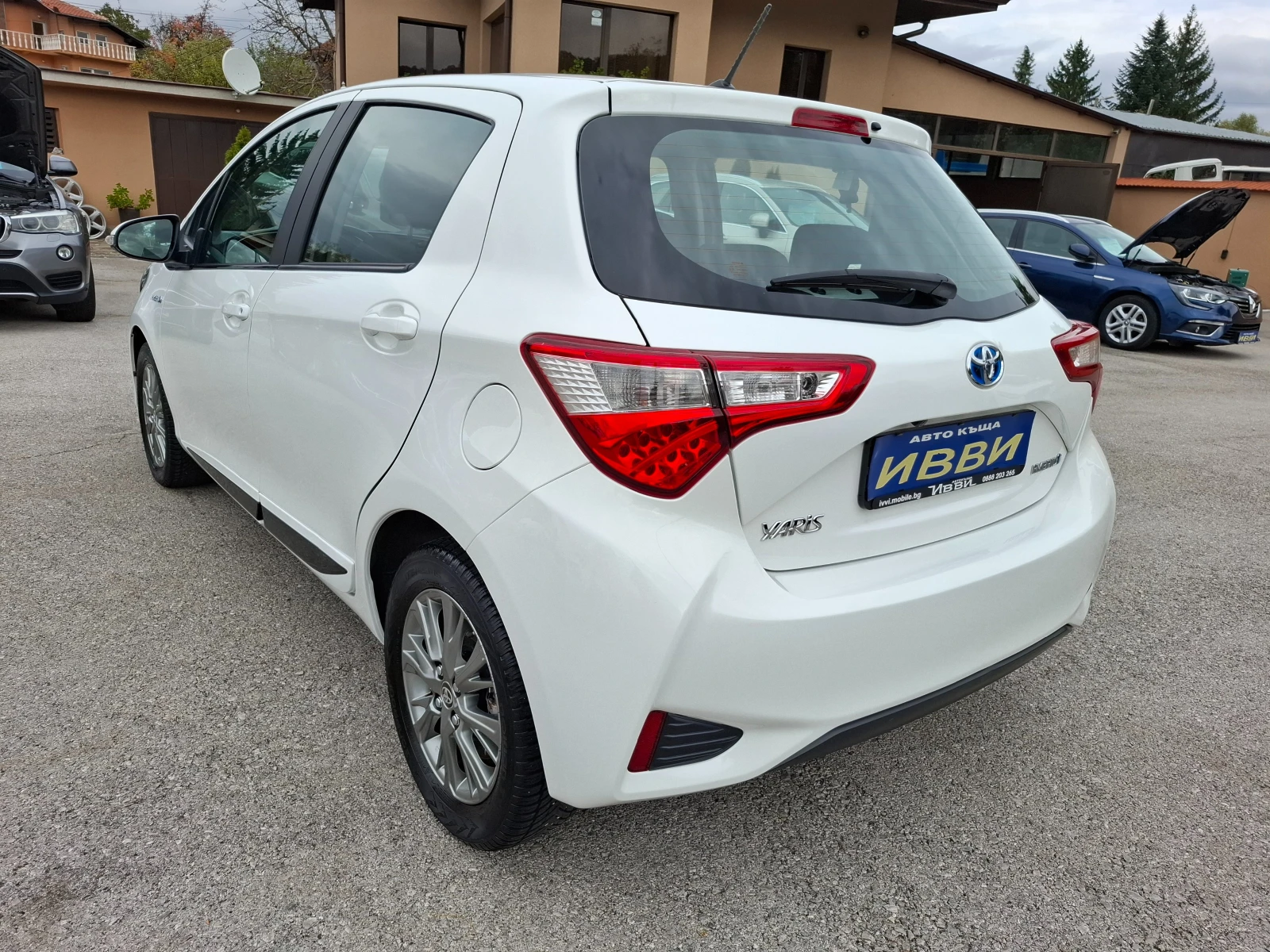Toyota Yaris 1.5 HYBRID AVTOMAT KAMERA | Mobile.bg — изображение 3