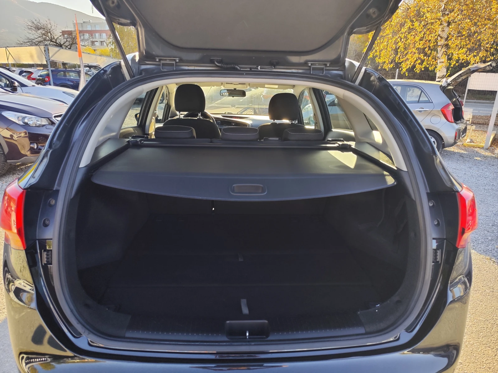 Kia Ceed 1.6CRDi* LED* * EURO6B* NAVI* FACELIFT | Mobile.bg   13