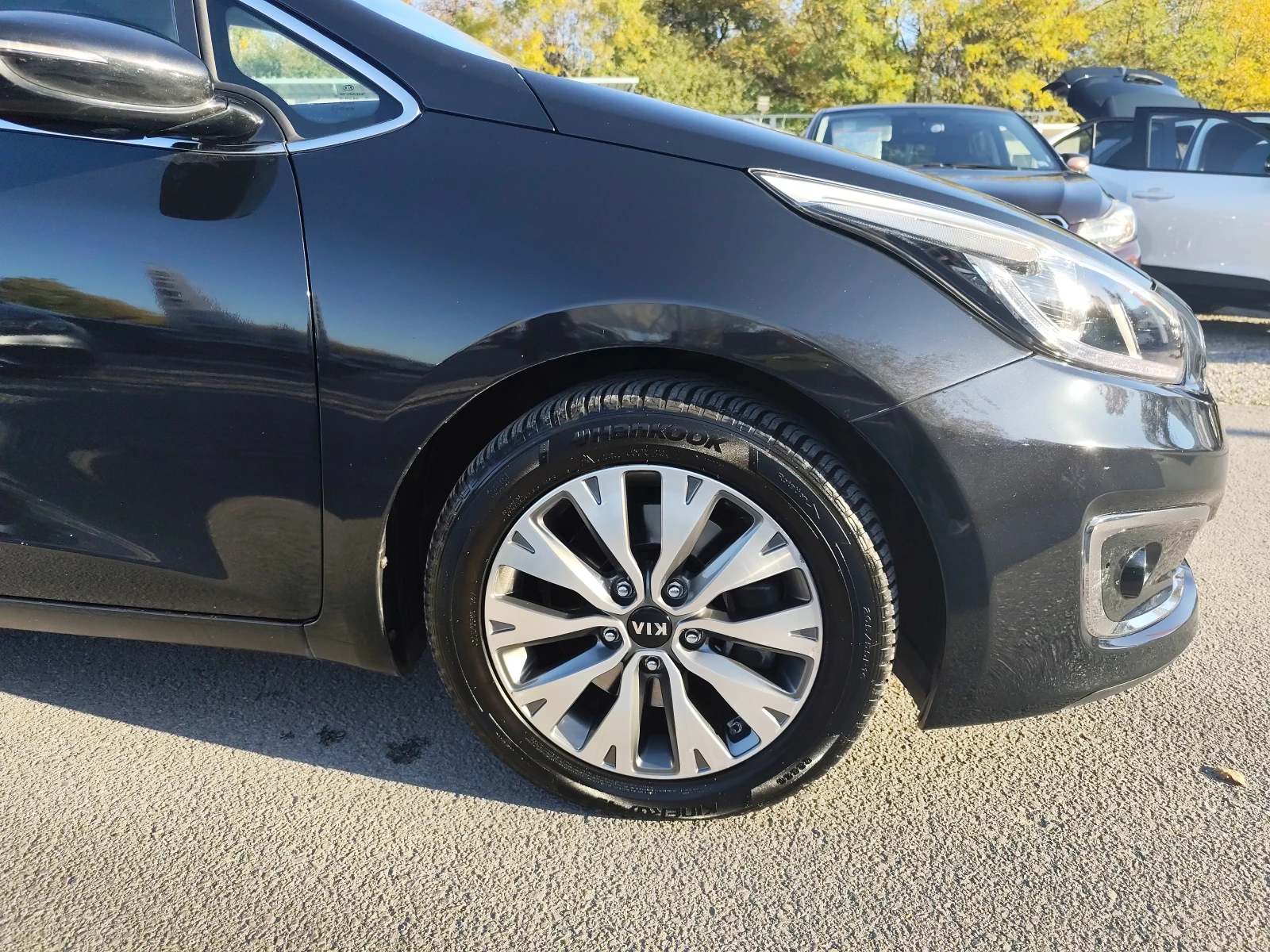 Kia Ceed 1.6CRDi* LED* * EURO6B* NAVI* FACELIFT | Mobile.bg   14