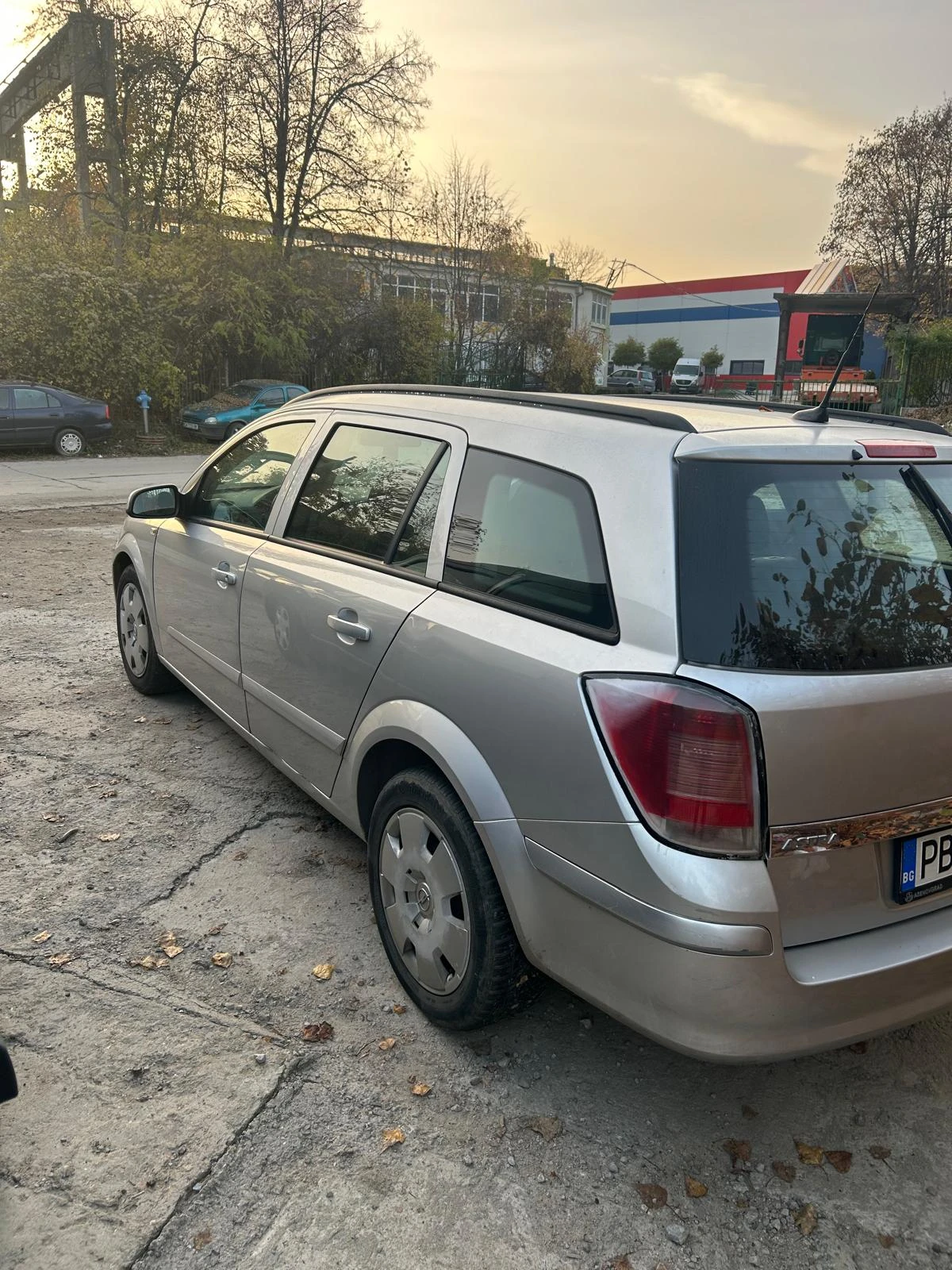 Opel Astra 1.9 - изображение 2