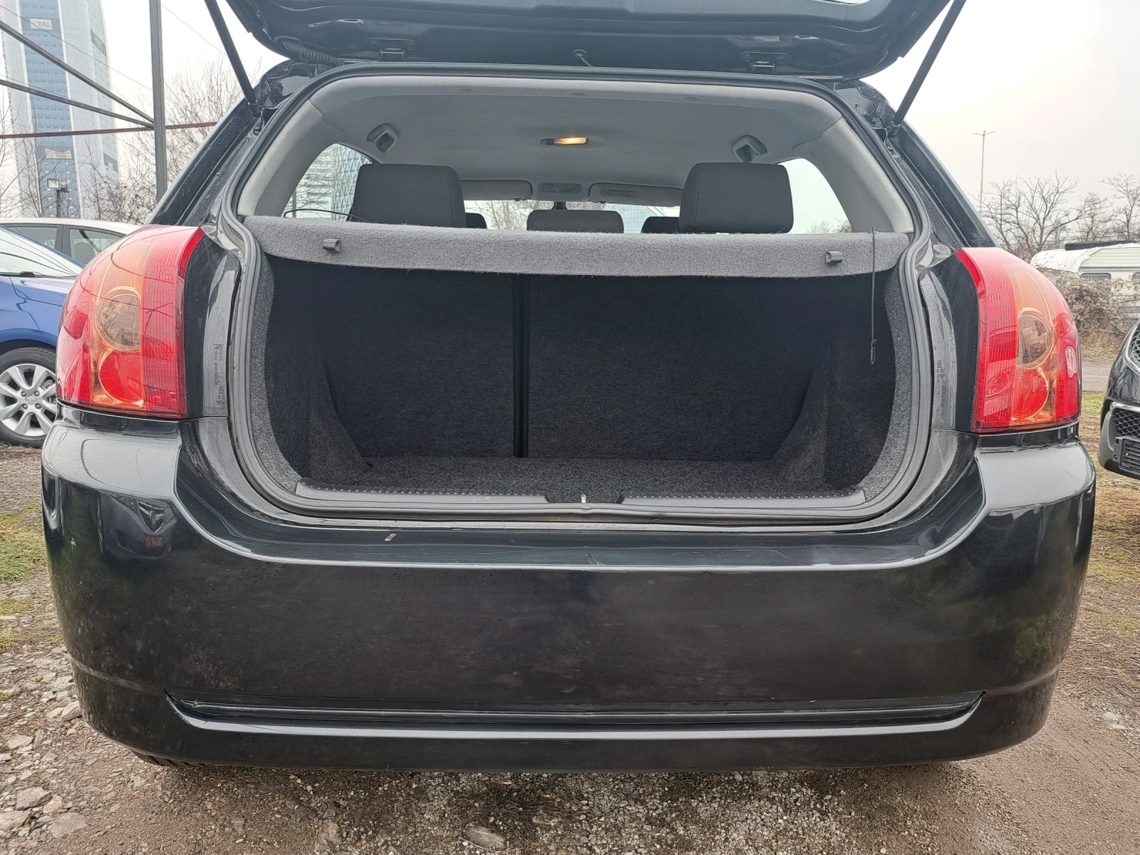 Toyota Corolla 1.6 VVT-I EDITION .110p.s.152х.км!, снимка 10 - Автомобили и джипове - 52862935